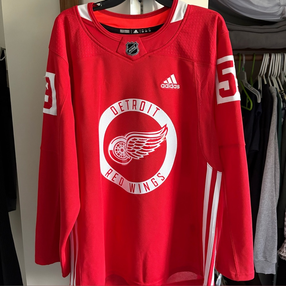 NWT Adidas Detroit Red Wings Hockey Jersey Tyler Bertuzzi 59